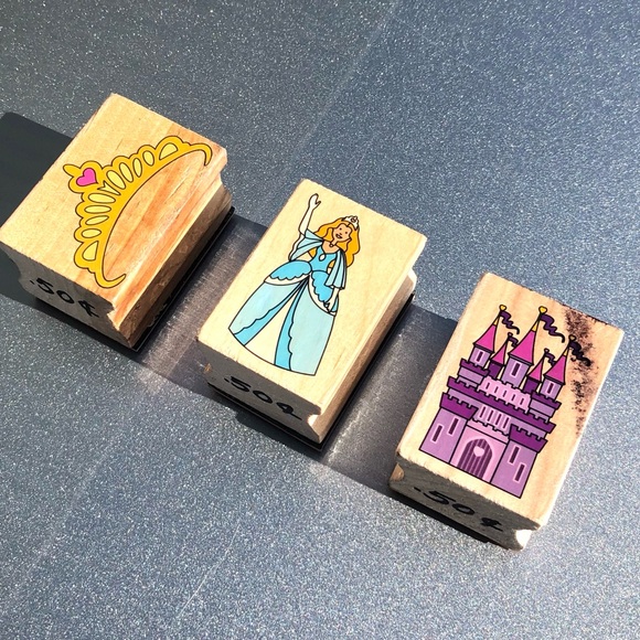 PRINCESS THEME WOOD MOUNTED RUBBER INK STAMPS - LOT OF 3 2" X 1 3/8" - Picture 9 of 12